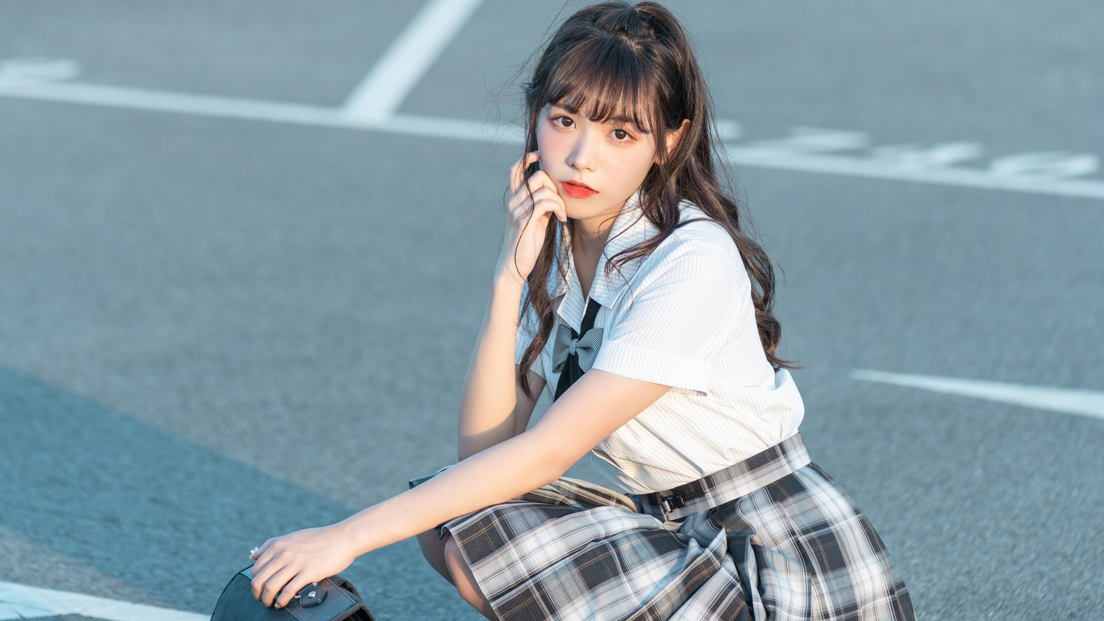 _湖人队新援火力全开，引发粉丝热议_，湖人官宣新援