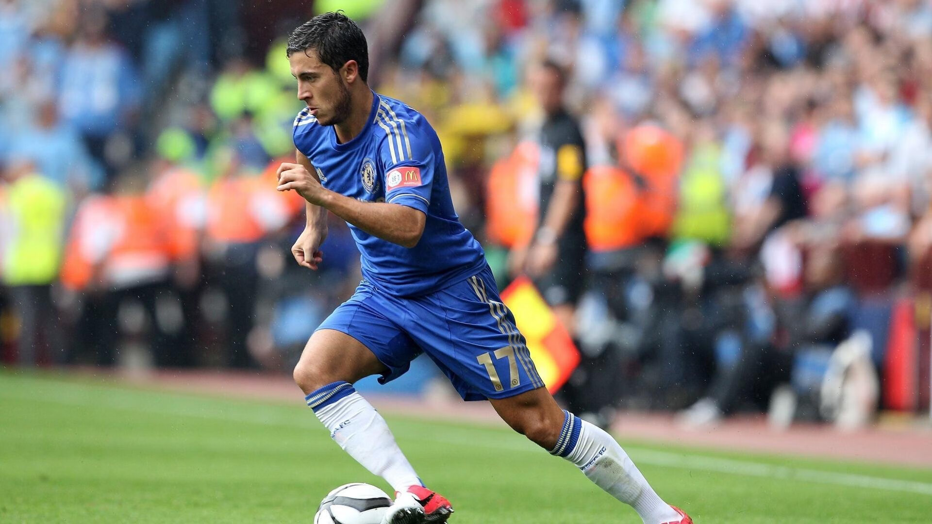 李恩:全黑队的“中场铁卫”,每一次防守都稳如磐石