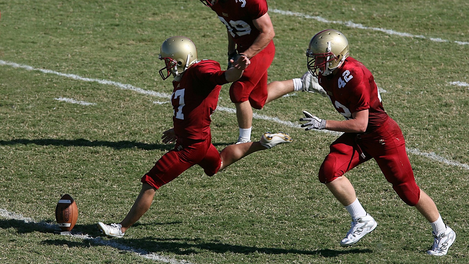 皮特·库策泳池内外双重突破,特里库皮斯